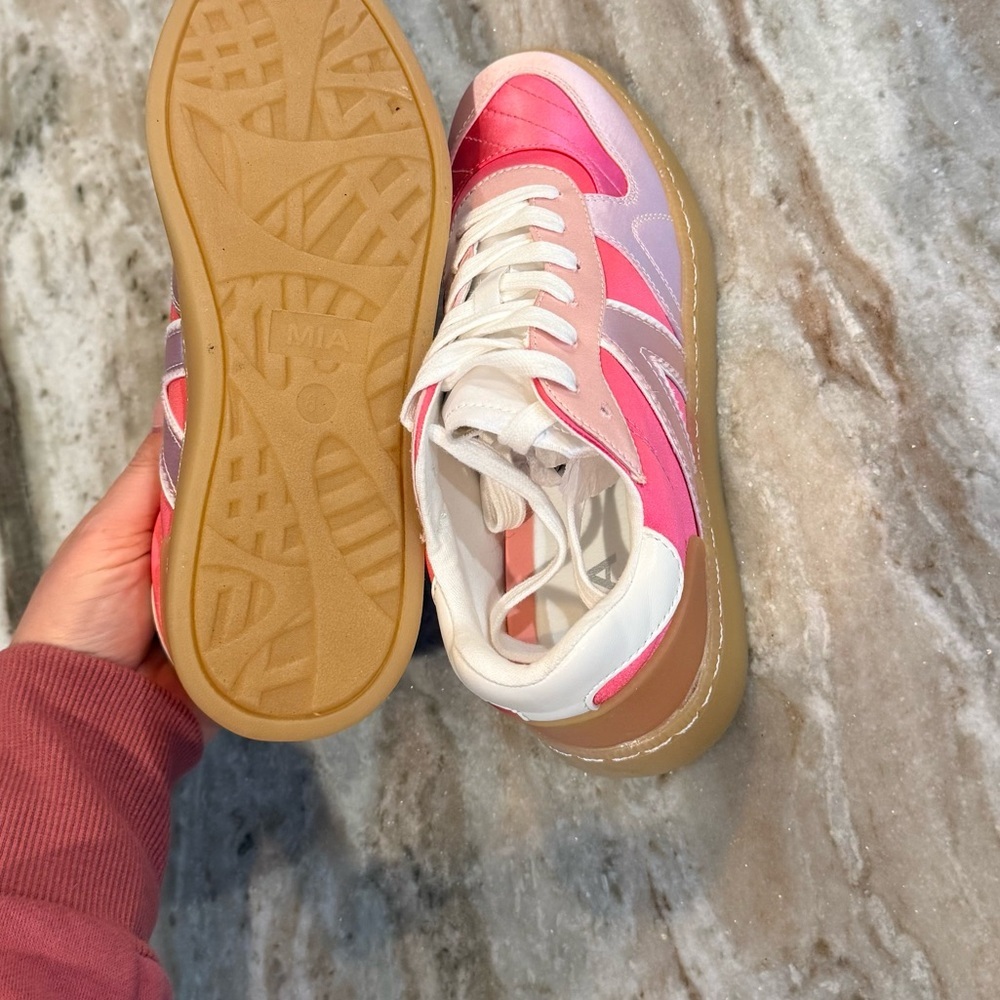 NEW Women’s MIA Vesta pink sneakers- Size 6.5 - Picture 7 of 10